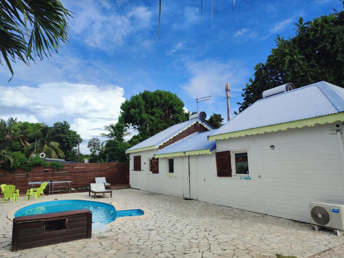 Bungalow 2 Ch A St Francois Hébergement de vacances *