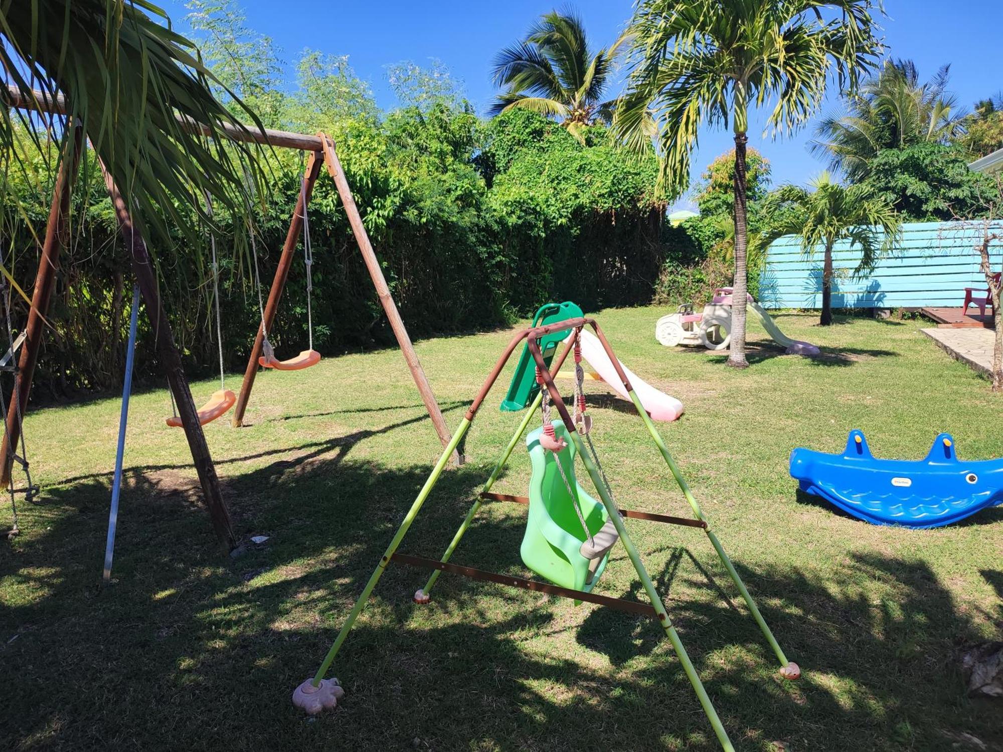 Bungalow 2 Ch A St Francois Hébergement de vacances *